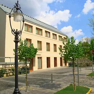 Castle Garden 4* Budapest