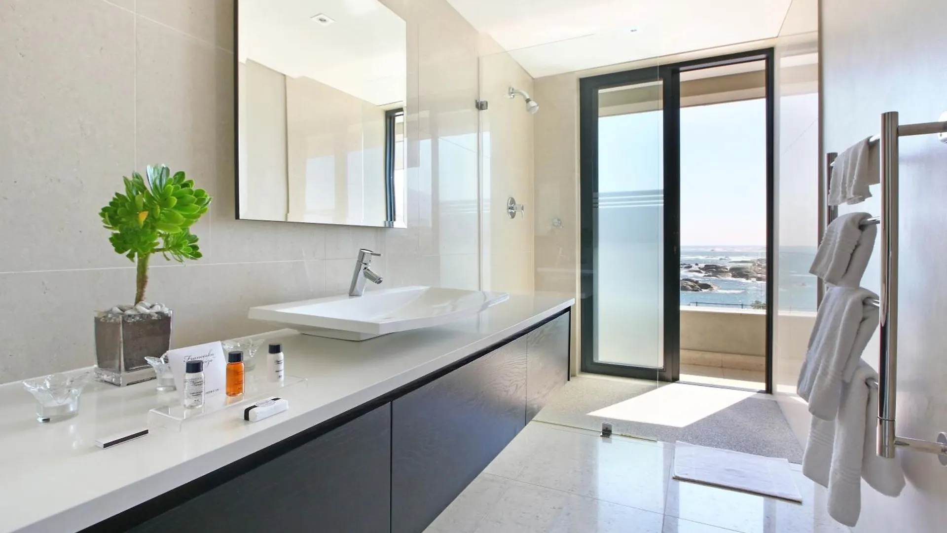 Bed & Breakfast Azamare Guest House Cape Town