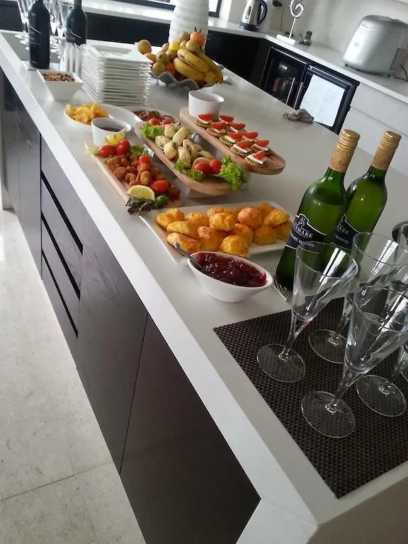 ***** Bed & Breakfast Azamare Guest House Cape Town South Africa